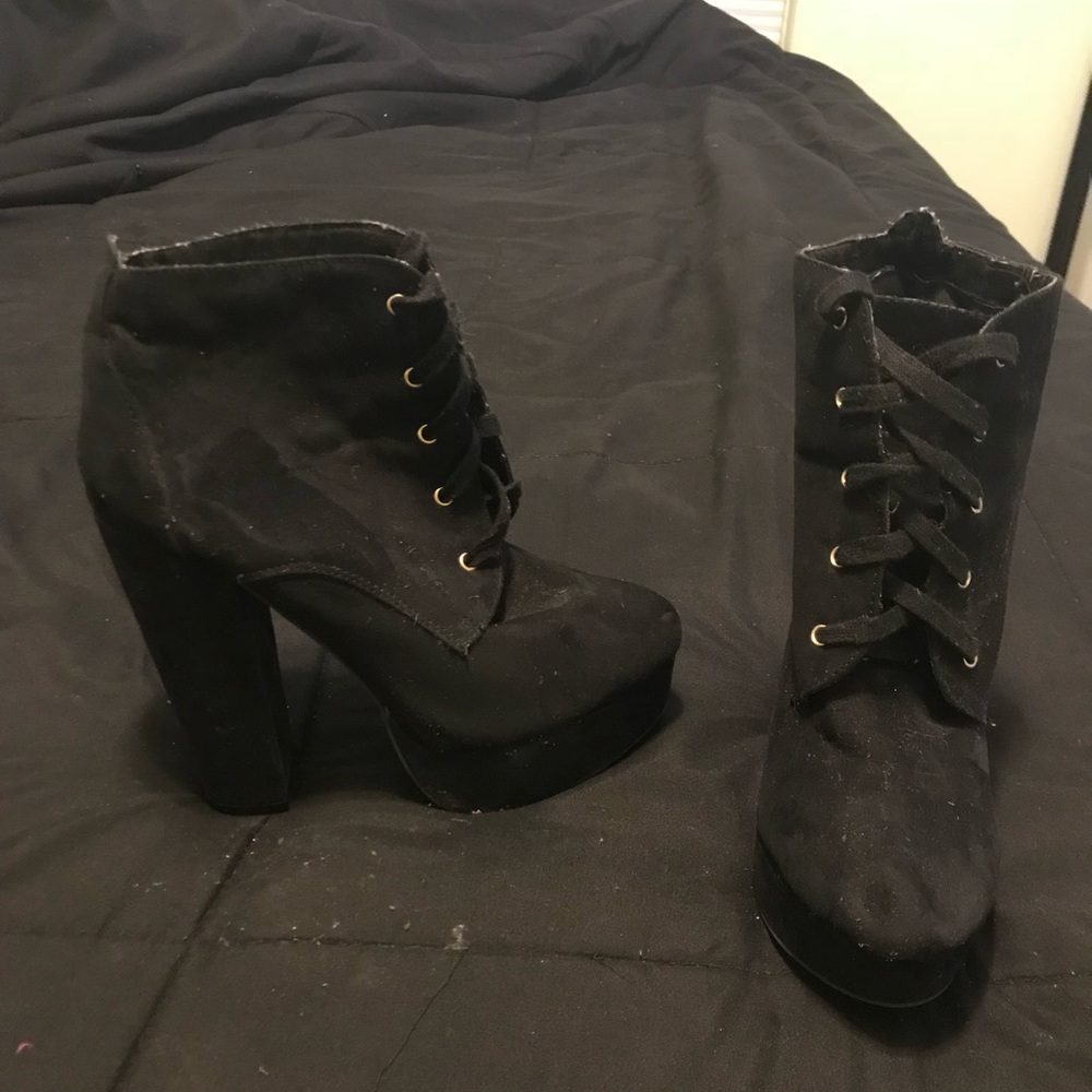 black boot heels